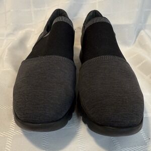 Munro KJ Black Gray Textile Slip On Cushioned Loafer Sporty Flat M731777 9M Lite